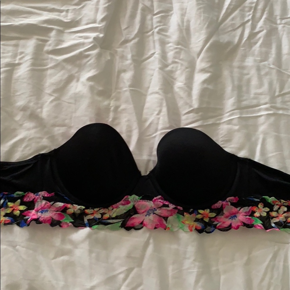 Victoria secret Pink strapless black bra with lace